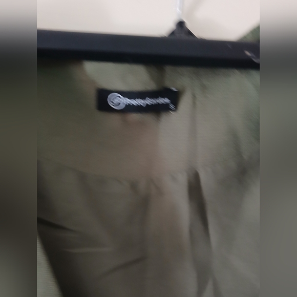 2 Piece Set - Picture 2 of 5